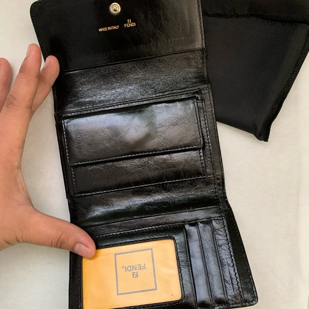 Fendi trifold Wallet - Picture 2 of 10